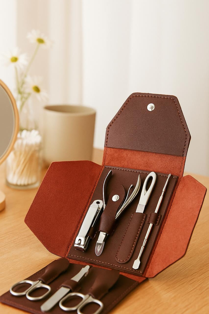 Tanned Luxury Seven Piece Manicure Set